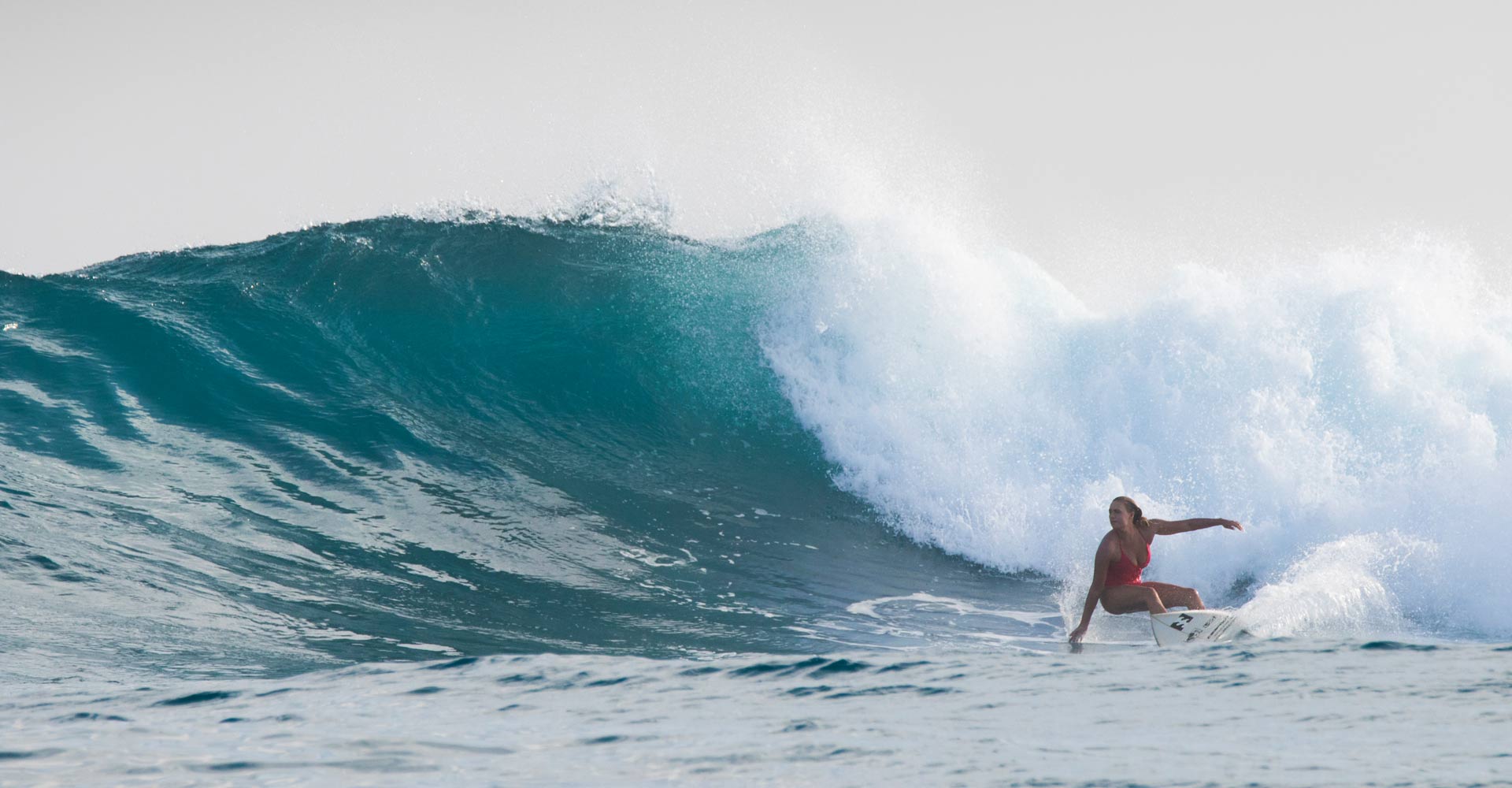 Ellie-Jean Coffey Surfing at Niyama Luxury Resort