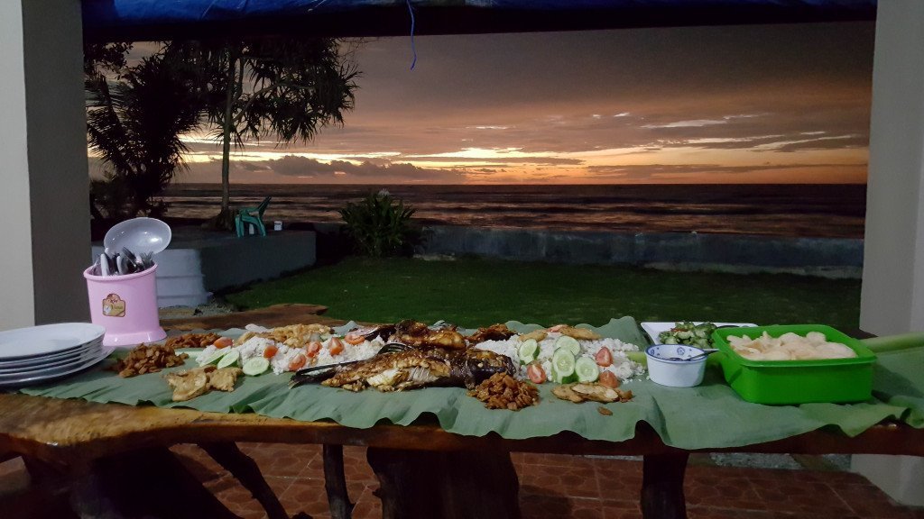 Accomodation in Krui provides beautiful local food and stunning sunsets.