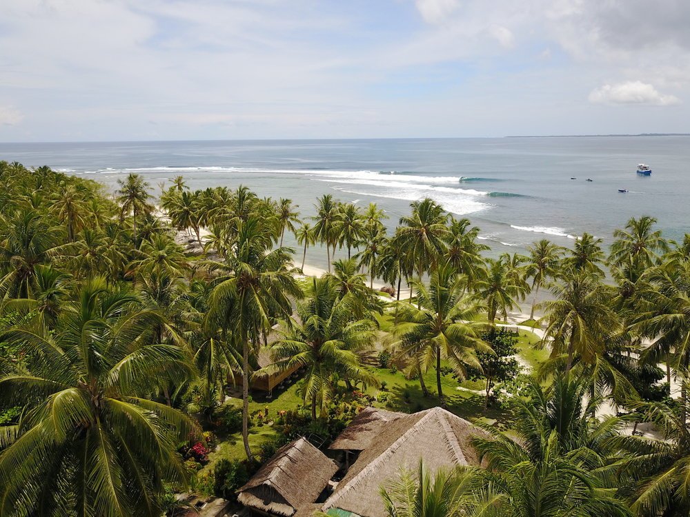 Beachfront location of Kingfisher Mentawai